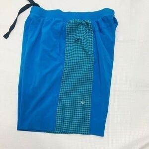 lululemon mens medium shorts….0380